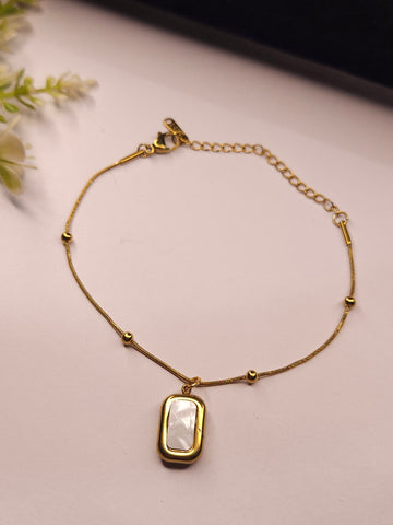 Wrist Hookup (Bracelet)