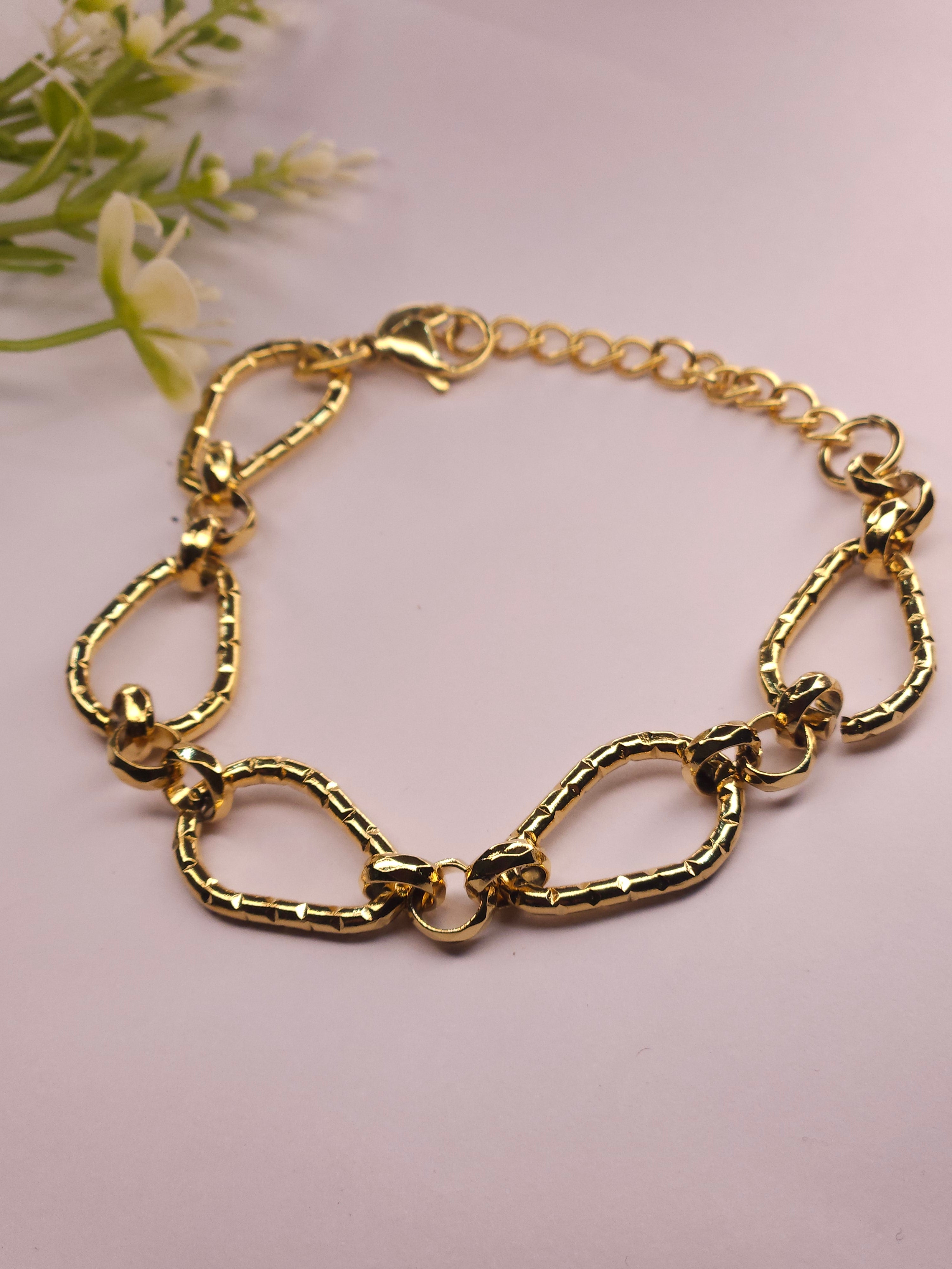 Wrist Hookup (Bracelet)